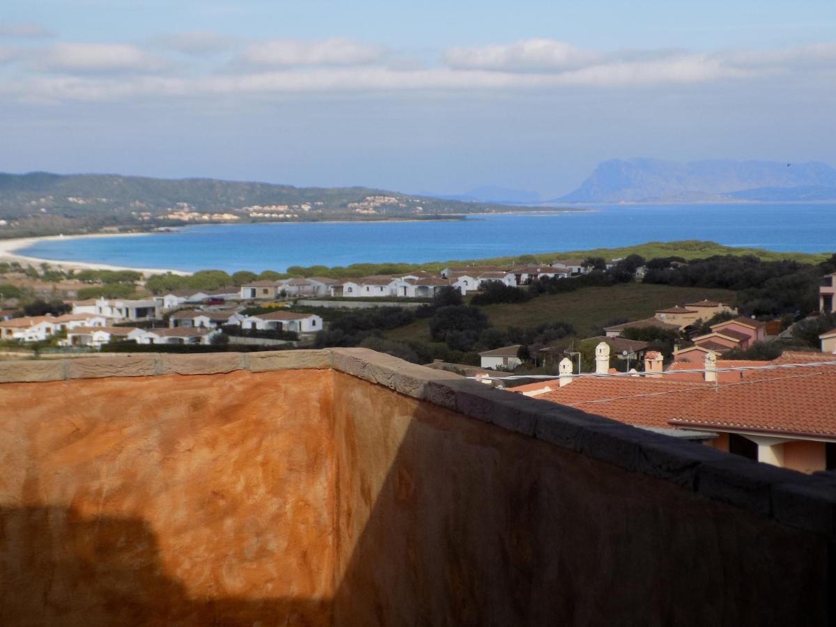 Casabellavista Apartment Budoni Bagian luar foto